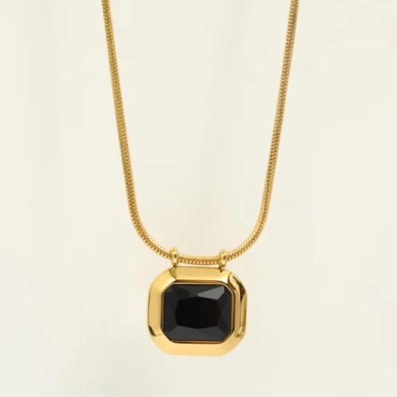 18K Gold Plated Stainless Steel Square Black Crystal Pendant Necklace - Picture 6 of 6